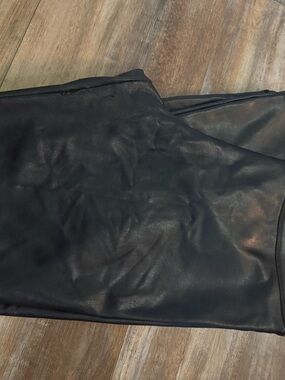 Hollister Black Faux Leather Cropped Pants
